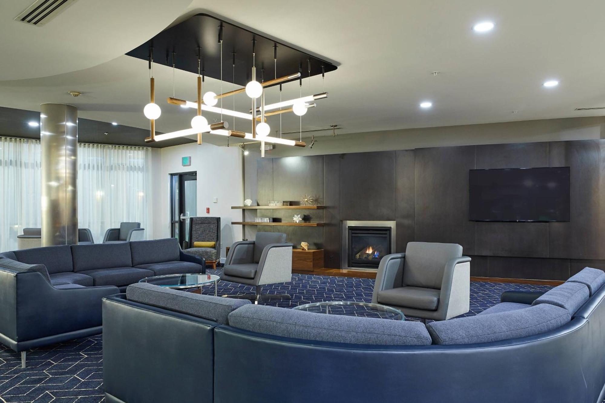 Готель Courtyard Medford Airport Екстер'єр фото
